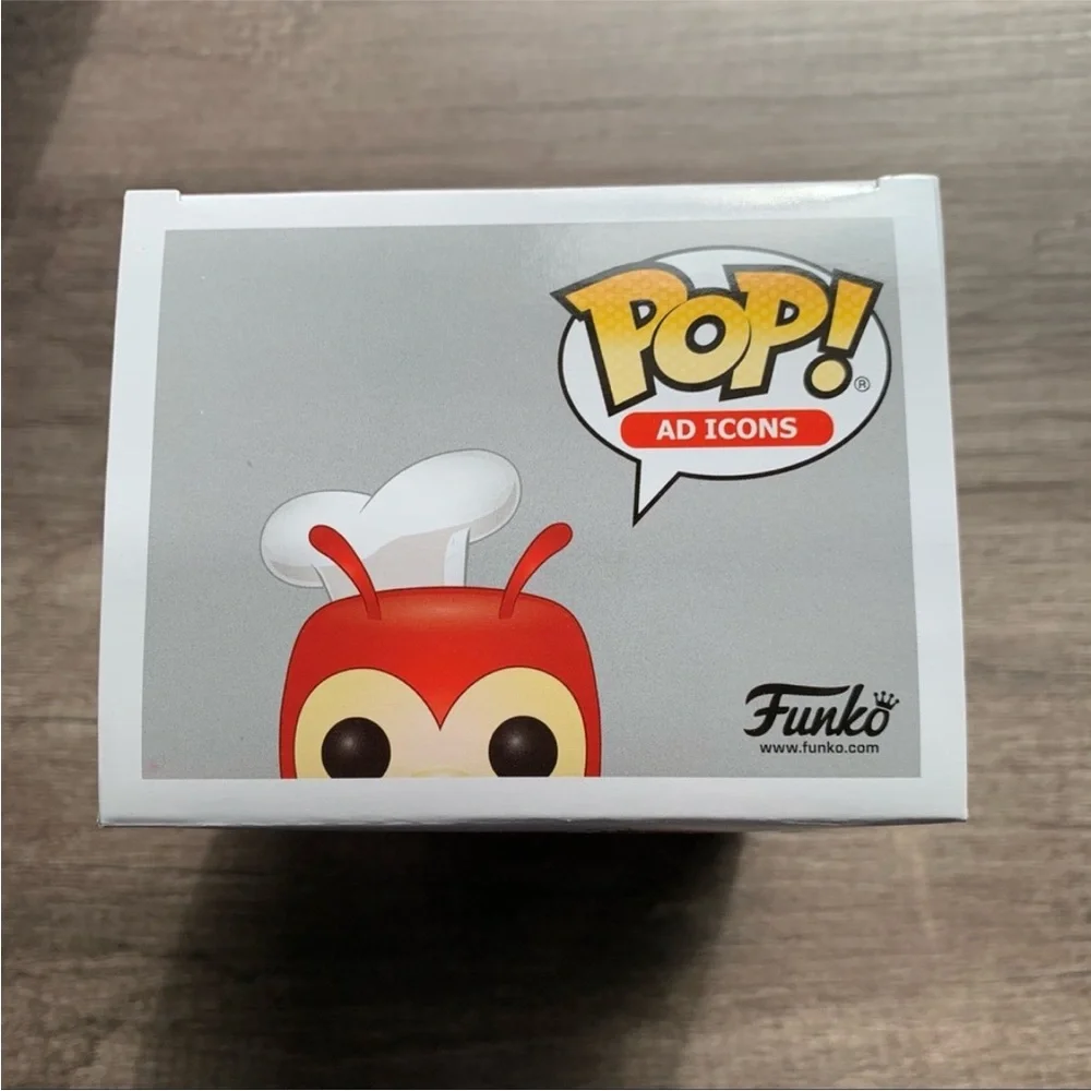 Jollibee Funko Pop Vinyl Figure #30 In protector. - Picture 6 of 9